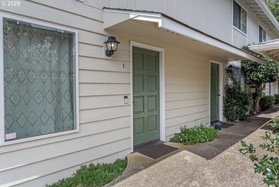 /international/us/1340-9th-st-florence-or-110108859335/