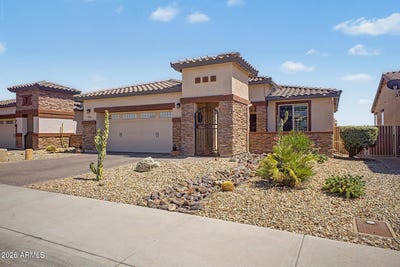 /international/us/17675-w-cedarwood-lane-goodyear-az-110108768249/