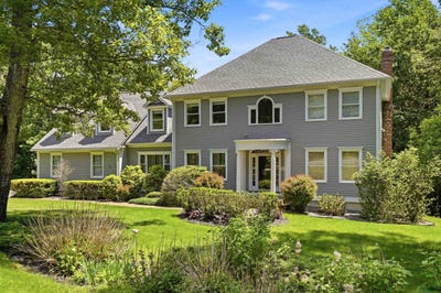 /international/us/43-bassett-lane-newfields-nh-110107827950/