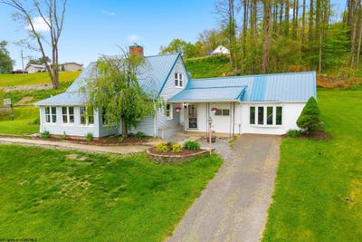 /international/us/391-u-road-arthurdale-wv-110108193773/