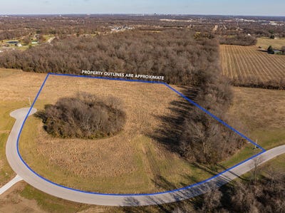 /international/us/farm-road-148-springfield-mo-110105327409/