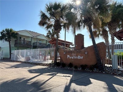 /international/us/2212-state-highway-361-port-aransas-tx-110105116460/