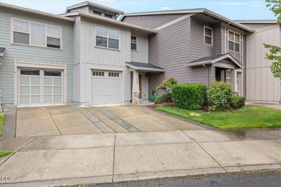 /international/us/3126-alameda-street-medford-or-110108693453/