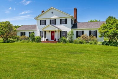 /international/us/1500-main-street-fairfax-vt-110109012256/