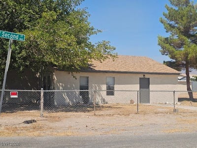 /international/us/870-second-street-pahrump-nv-110104840817/