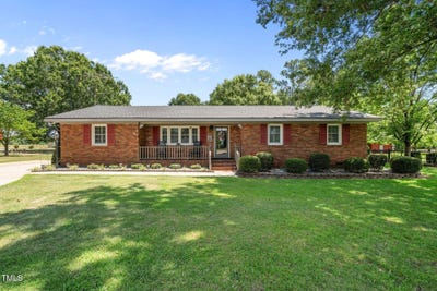 /international/us/776-antioch-church-road-dunn-nc-110100619453/