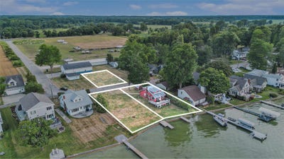 /international/us/2207-strait-tow-boulevard-crystal-mi-110101507035/?lang=de