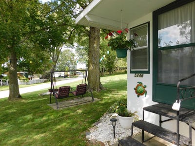 /international/us/5246-w-warren-avenue-silver-lake-in-110107881408/