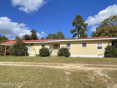 /international/us/2023-nc-211-highway-eagle-springs-nc-110099579878/