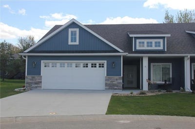 /international/us/900-11th-place-nw-kasson-mn-110107720403/
