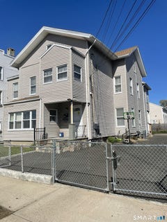 /international/us/196-park-street-bridgeport-ct-110107653065/