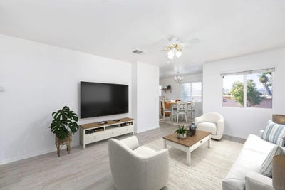 /international/us/9728-marilla-lakeside-ca-110109193021/