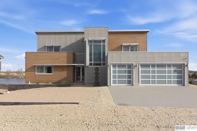 /international/us/1007-n-shore-drive-schuyler-ne-110107265056/