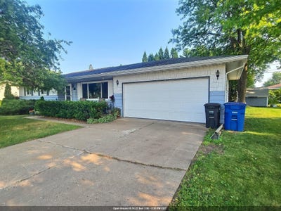 /international/us/915-w-linwood-avenue-oshkosh-wi-110101088800/