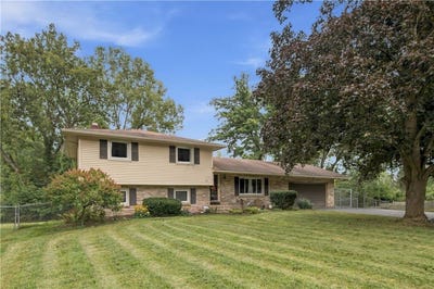 /international/us/45-brasser-drive-rochester-ny-110110309015/
