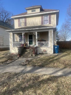 /international/us/393-n-6th-avenue-kankakee-il-110101074736/