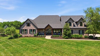 /international/us/310-eagle-drive-nicholasville-ky-110108381152/