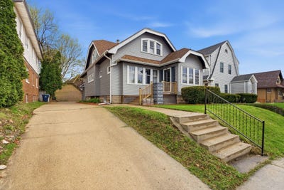 /international/us/2909-n-55th-st-milwaukee-wi-110107481881/