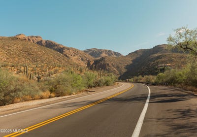/international/us/4705-n-melpomene-way-tucson-az-110100692518/