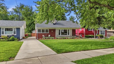 /international/us/263-hill-avenue-glen-ellyn-il-110108349207/