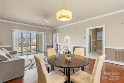 /international/us/8923-meadow-vista-road-charlotte-nc-110097763615/