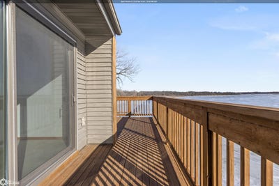 /international/us/414-e-lake-st-ventura-ia-110095151505/
