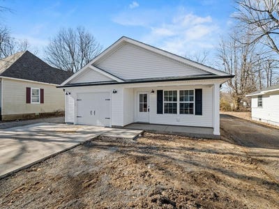 /international/us/423-s-madison-madisonville-ky-110096936825/?lang=en