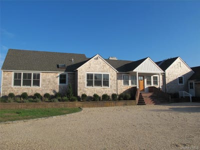 /international/us/40-tuthill-point-road-east-moriches-ny-110106310683/