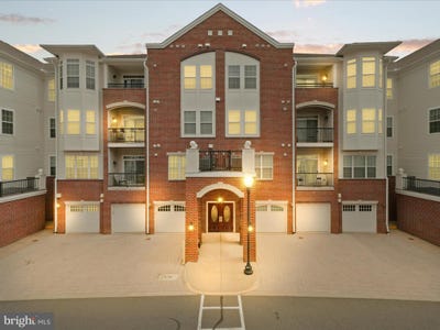 /international/us/9200-charleston-drive-manassas-va-110101405871/