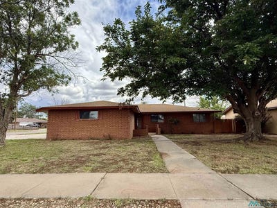 /international/us/301-la-salle-drive-clovis-nm-110108550594/
