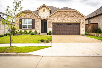 /international/us/2001-celebration-lane-wylie-tx-110108799317/
