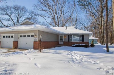 /international/us/3947-butternut-court-port-huron-al-110105728910/