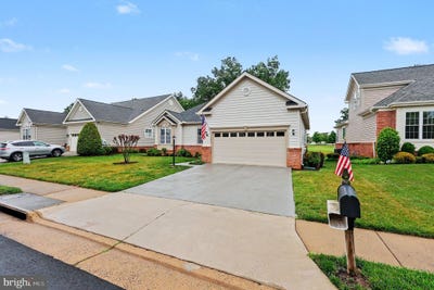 /international/us/13618-heritage-valley-way-gainesville-va-110108343635/