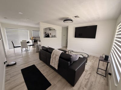 /international/us/1720-sw-64th-avenue-north-lauderdale-fl-110107867457/
