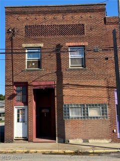 /international/us/915-wooster-road-w-barberton-oh-110105850278/