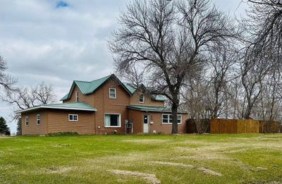 /international/us/213-1st-street-ne-rugby-nd-110108190661/