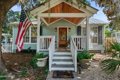 /international/us/913-16th-street-port-royal-sc-110109331397/
