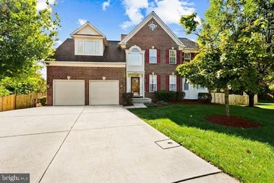 /international/us/10006-enford-court-lanham-md-110120635347/