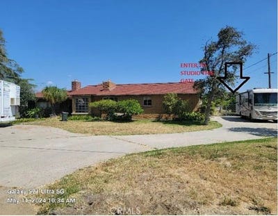 /international/us/18316-hawthorne-bloomington-ca-110108574335/