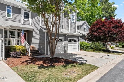 /international/us/8321-hempshire-place-raleigh-nc-110107518873/