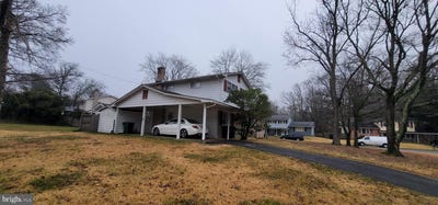 /international/us/4605-sharon-road-temple-hills-md-110088971583/?lang=en