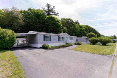 /international/us/48-constitution-way-dover-nh-110108661661/