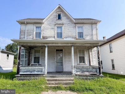 /international/us/10007-devore-street-ellerslie-md-110101402971/