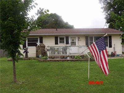 /international/us/608-douglas-street-sparta-wi-110100563440/