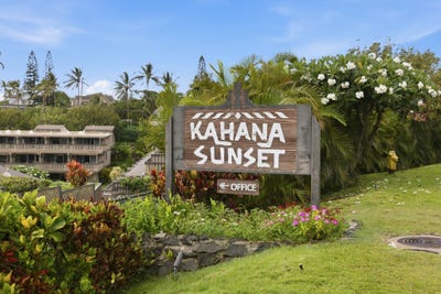 /international/us/4909-lower-honoapiilani-rd-lahaina-hi-110119399689/