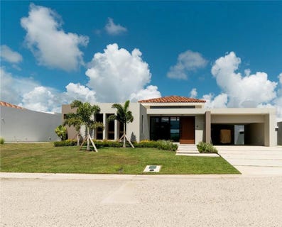 /international/us/9-los-lagos-humacao-pr-110103353912/