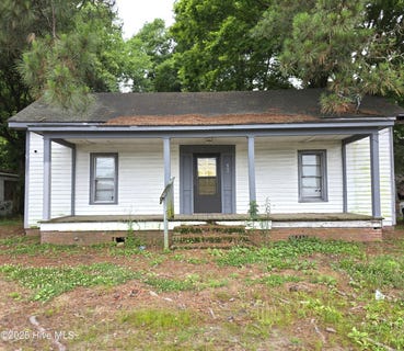 /international/us/6756-e-main-street-saratoga-nc-110099895677/