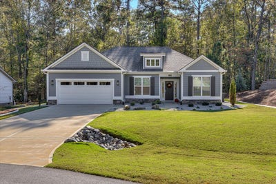/international/us/215-beau-place-mccormick-sc-110095717114/