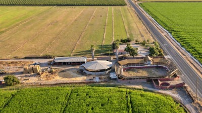 /international/us/tbd-escalon-bellota-road-escalon-ca-110079135010/