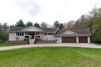/international/us/1307-w-center-street-chetek-wi-110107798460/